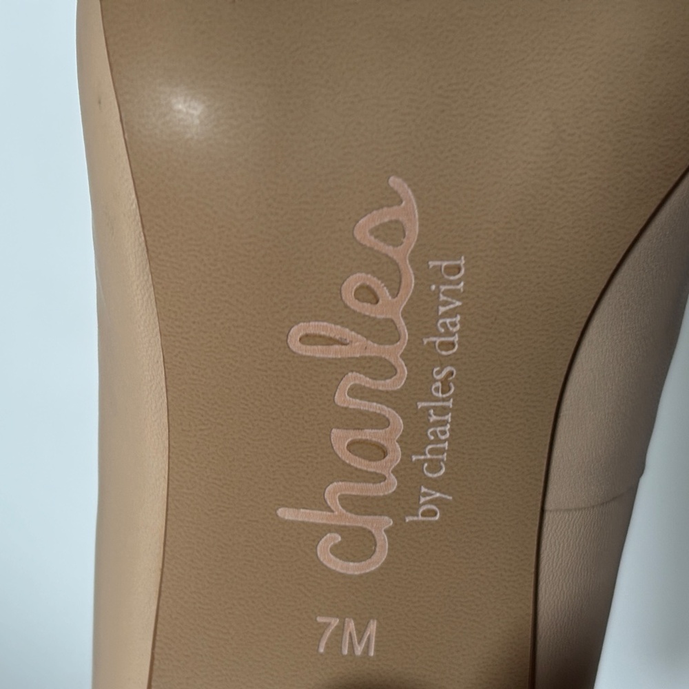Charles David Beige Pointed-Toe Leather Heels - Picture 8 of 8